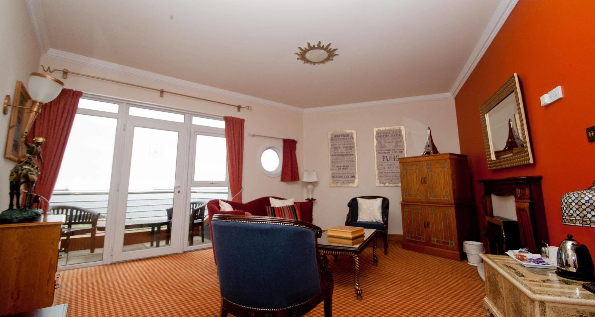 The Little Haven Hotel On The Beach 사우스실즈 외부 사진