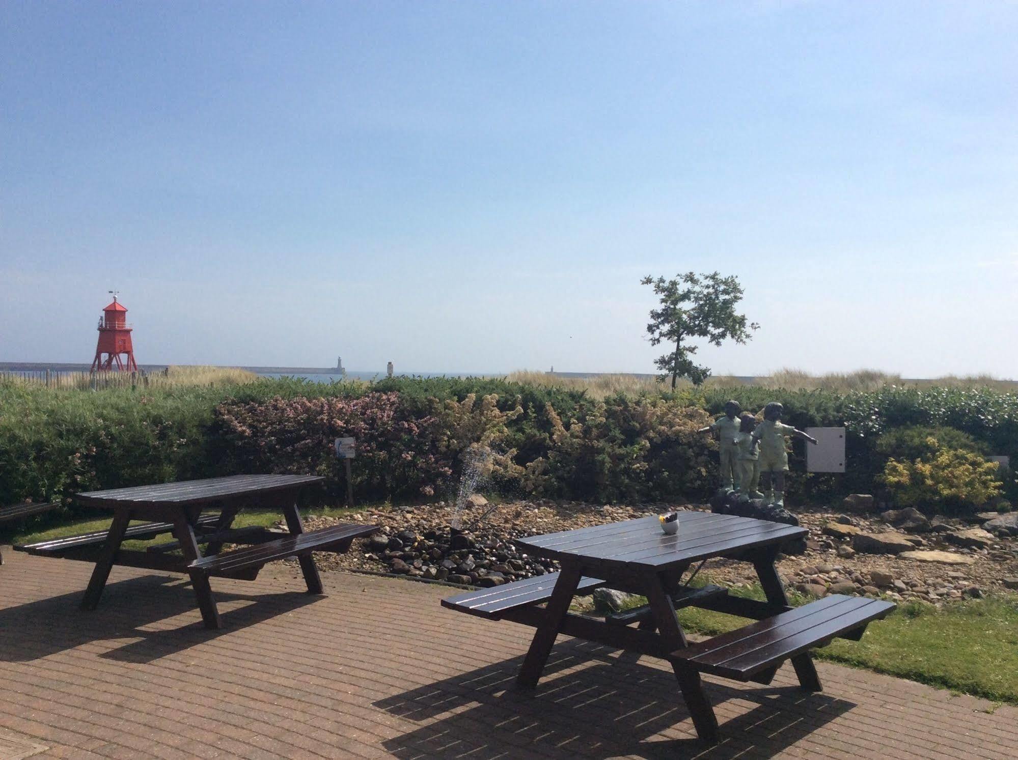The Little Haven Hotel On The Beach 사우스실즈 외부 사진